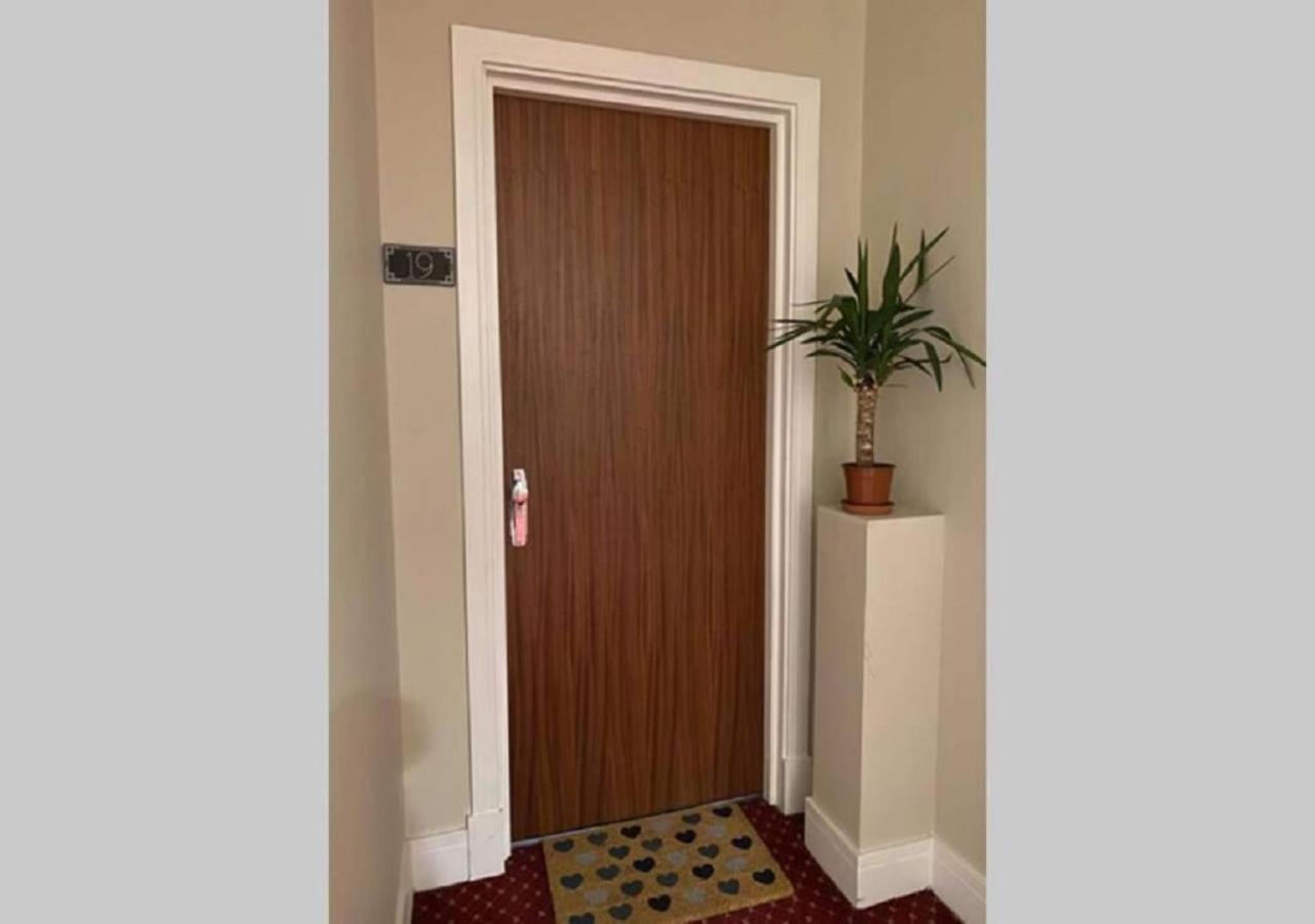 Doncaster City Centre Deluxe Whole Apartment Sleeps 4 D19 Extérieur photo