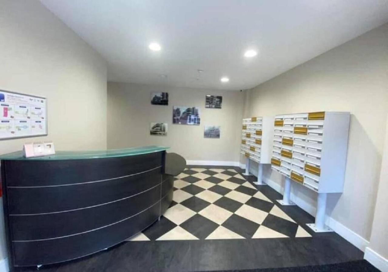 Doncaster City Centre Deluxe Whole Apartment Sleeps 4 D19 Extérieur photo